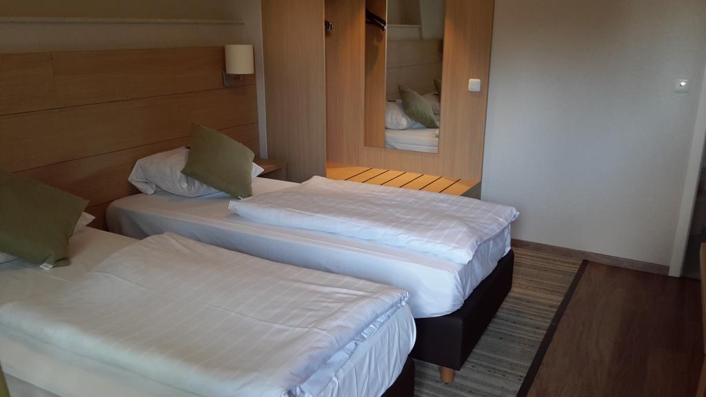 Hotel Der Heidkrug Verden  Zimmer foto